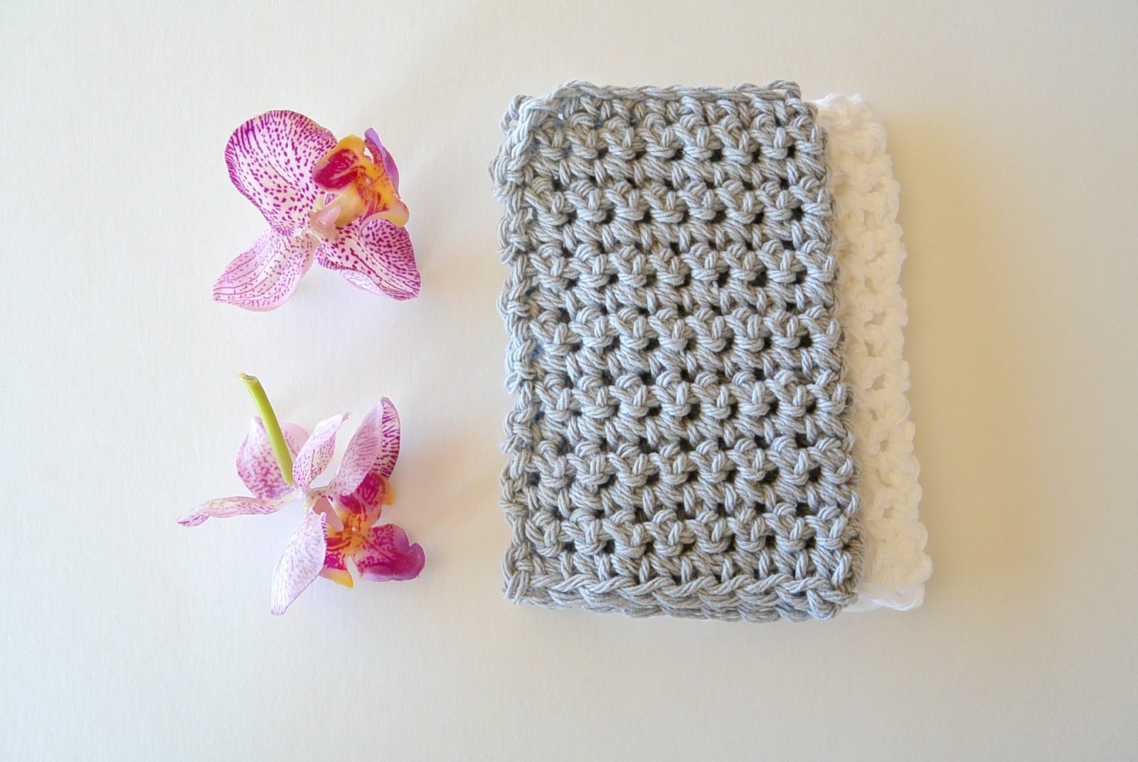 single crochet easy dishcloth – Mama In A Stitch