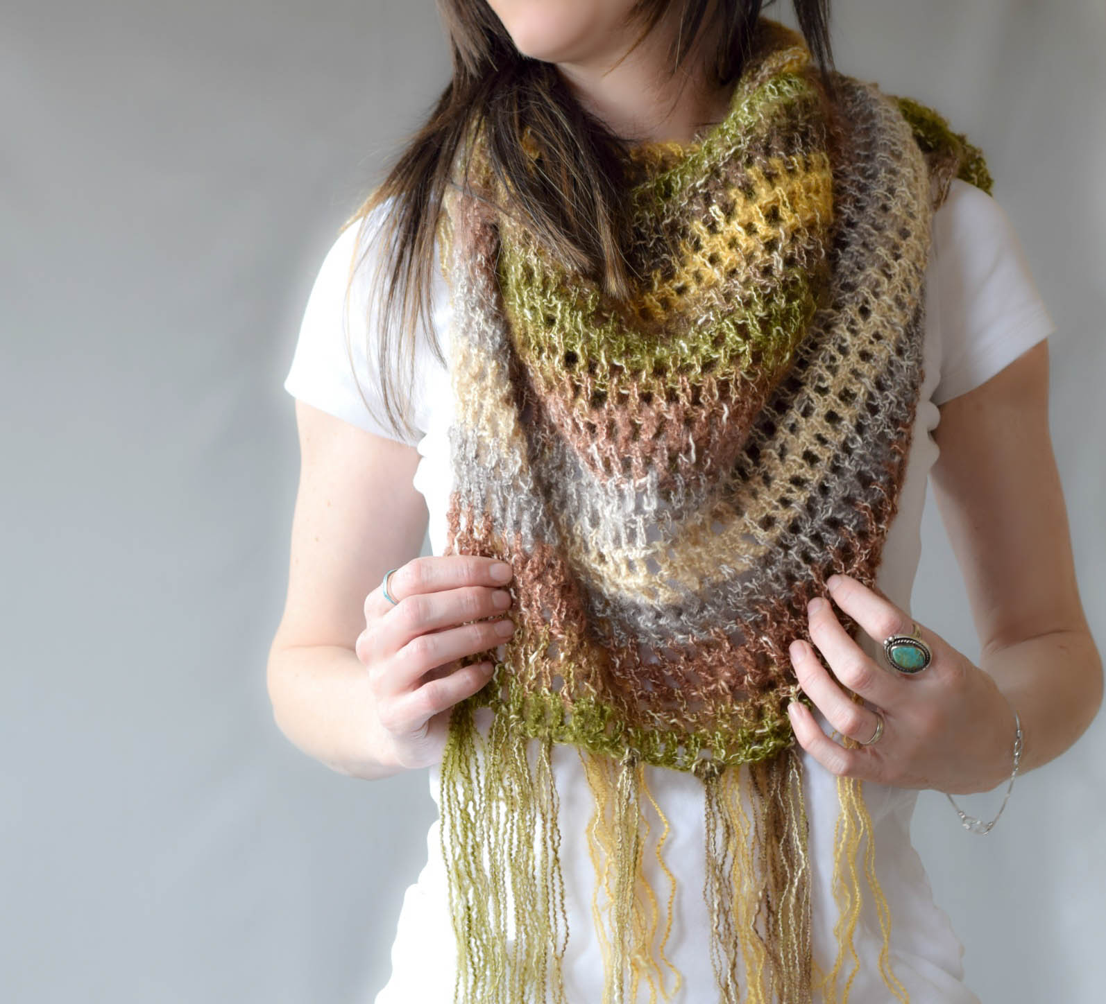 One Skein Crochet Boho Shawl Pattern – Mama In A Stitch