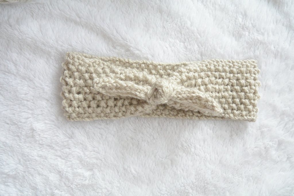 How To Crochet A Bobbly Ear Warmer – Mama In A Stitch