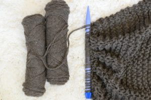 Big Beginner Knit Shawl - Scarf Pattern – Mama In A Stitch