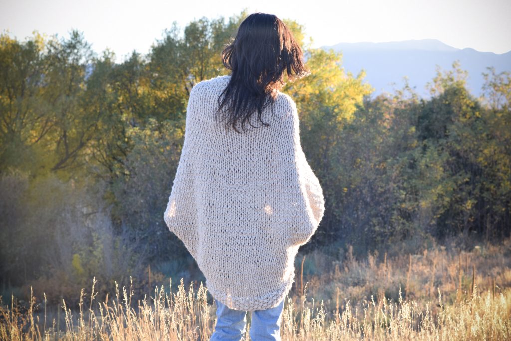 easy-knit-blanket-sweater-lb2