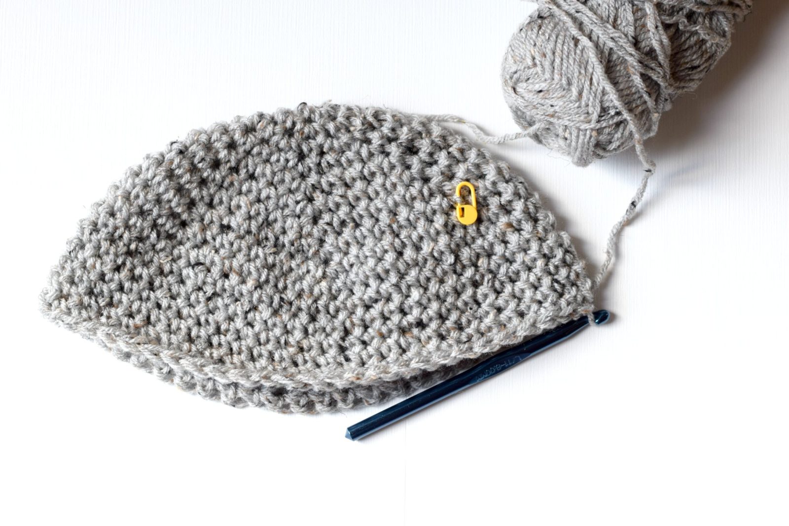  Ripples Crochet Beanie / Slouch Hat Pattern: Crochet