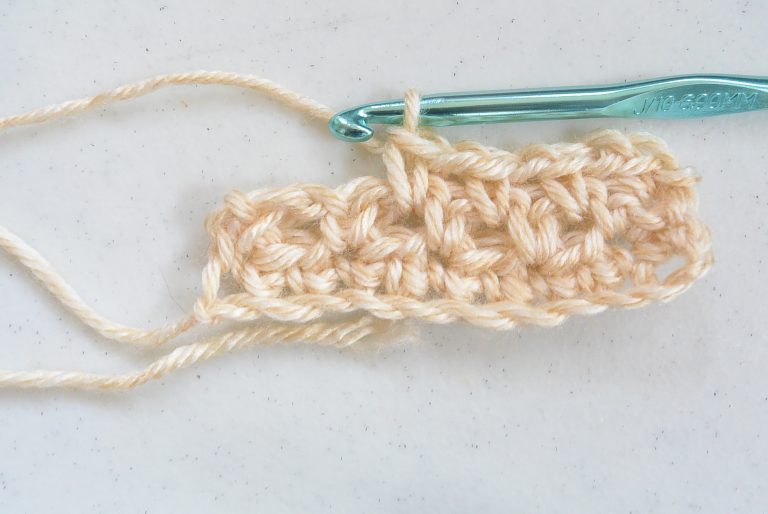 How To Crochet the Granite or Moss Stitch – Mama In A Stitch