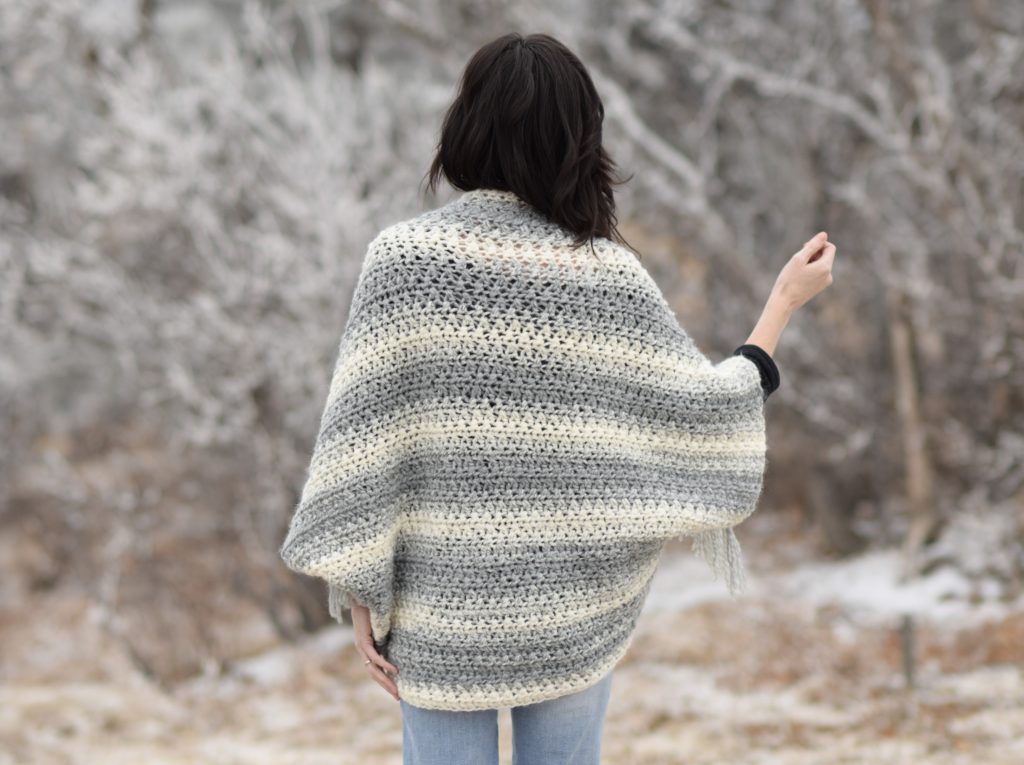 lion-brand-scarfie-easy-blanket-sweater-pattern-grey-5