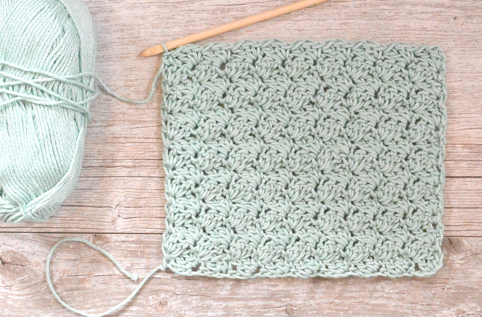 Learn to Crochet Easily - Step-by-Step Tutorial for Beginners  Crochet for  beginners blanket, Easy crochet stitches, Easy beginner crochet patterns