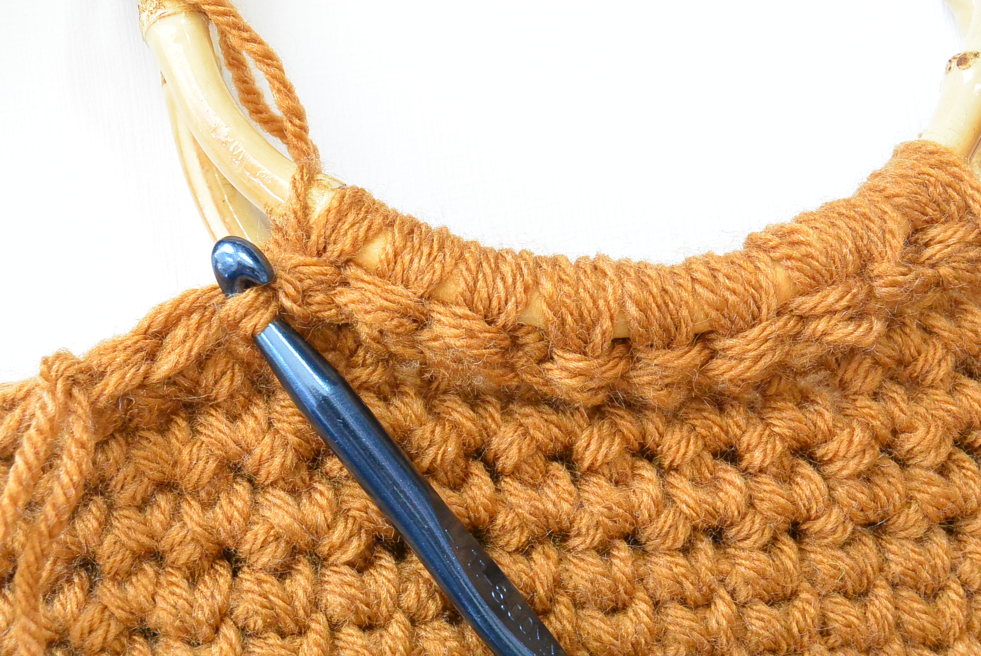 How to crochet handles on a bag, a basic pattern for bag handles