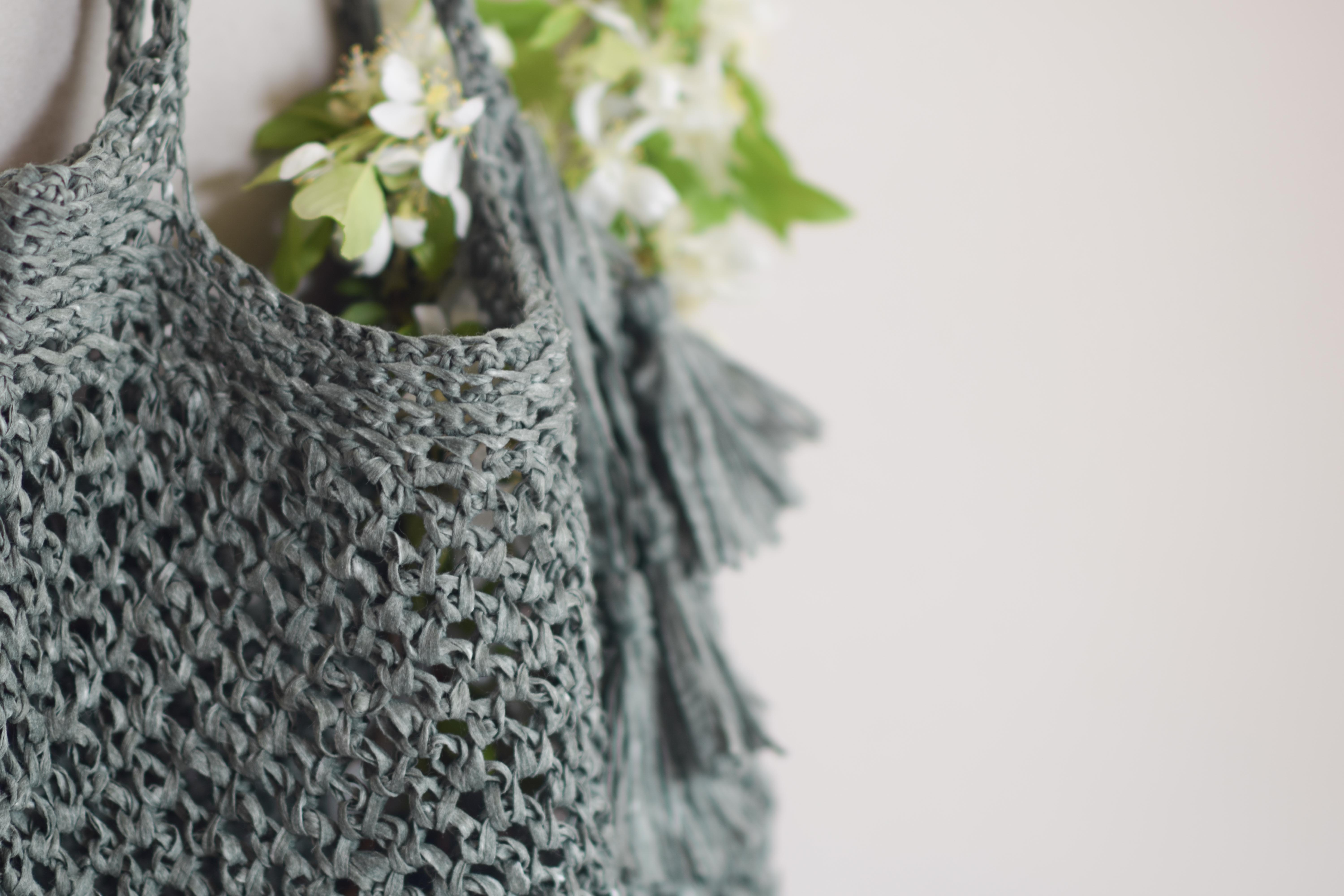 Crochet bag, Easy round circle bag, Pattern No3, with long strap, in both  UK and US crochet terms