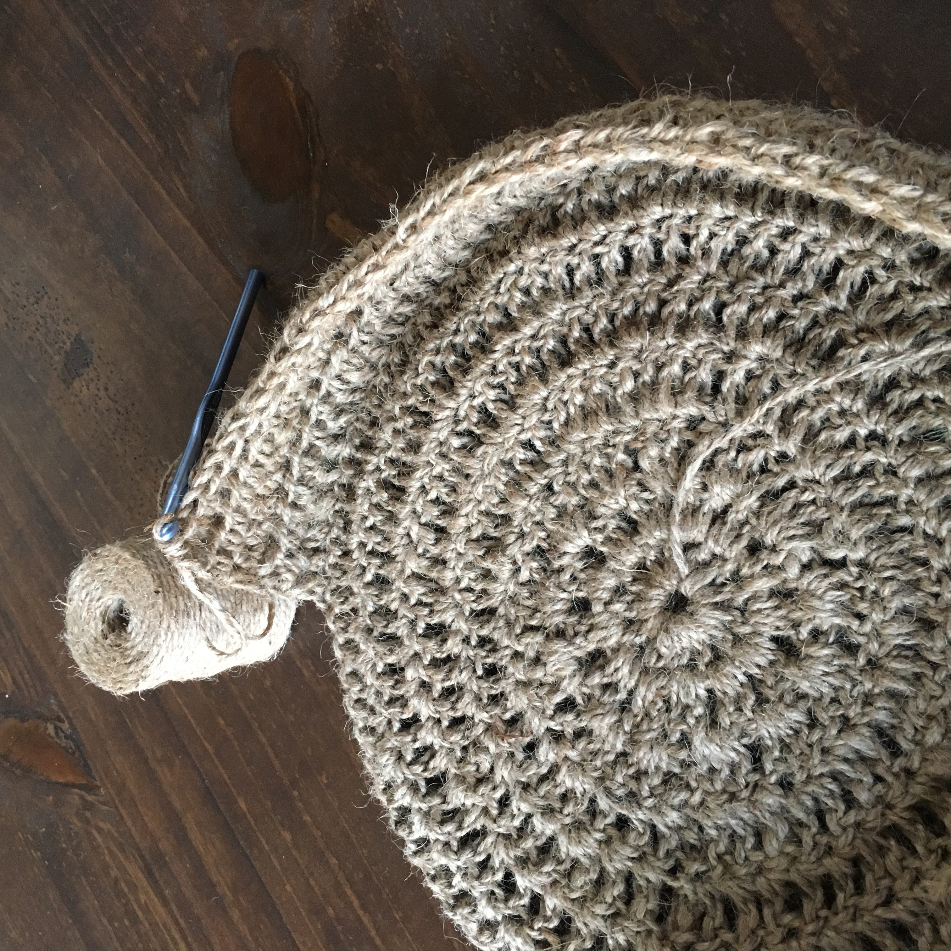 Crochet Easy Round Bag | Crochet handbags patterns, Crochet bag pattern  free, Crochet purse patterns
