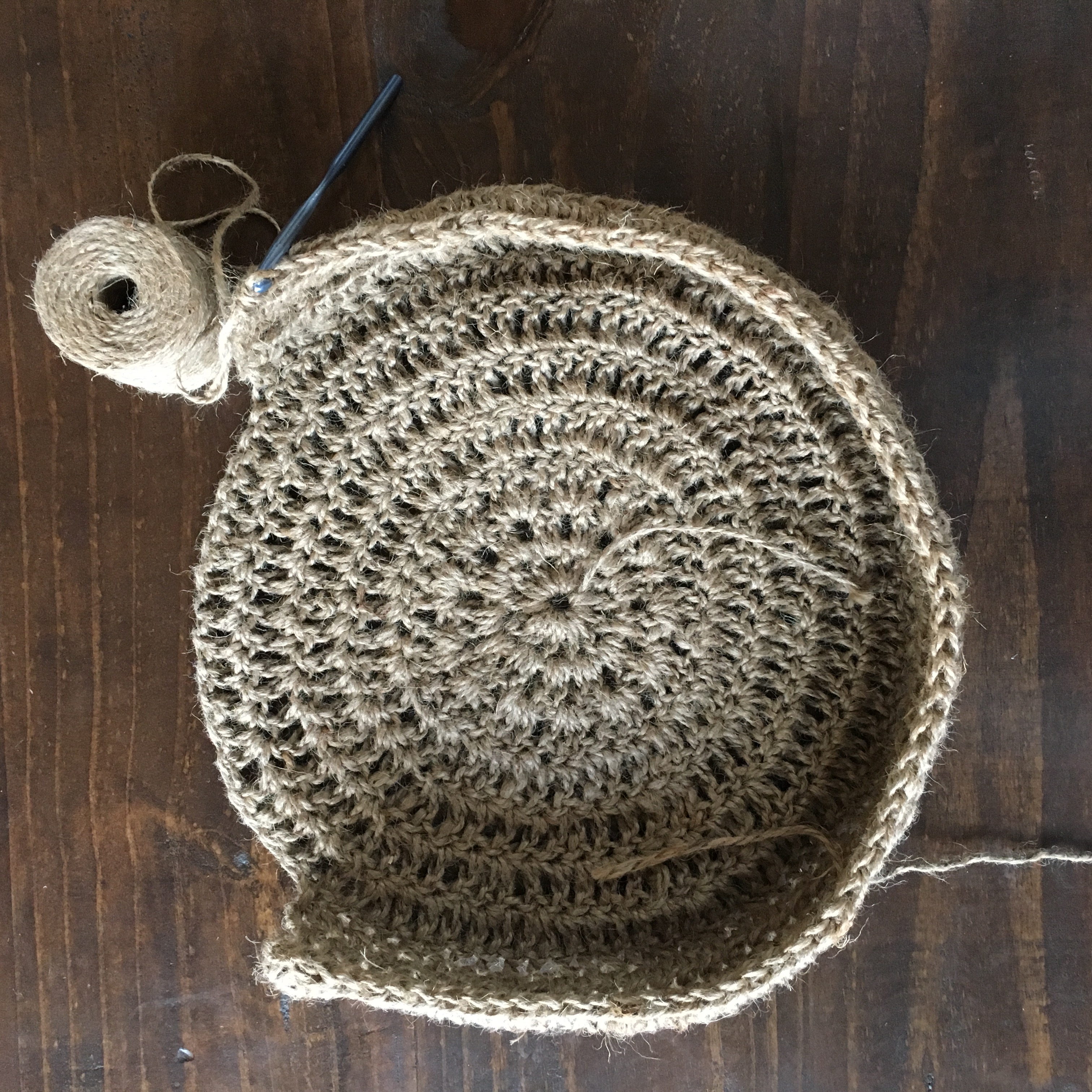 CROCHET PATTERN Baker Street Bag. Crocheted in the Roundeasy 