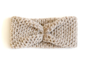 Faux-Bow Easy Crochet Headband Pattern – Mama In A Stitch