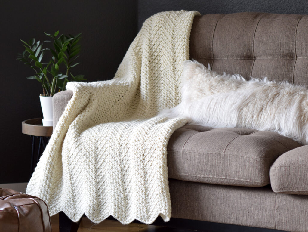 Knit & Crochet Blanket Sizing Guide – Mama In A Stitch