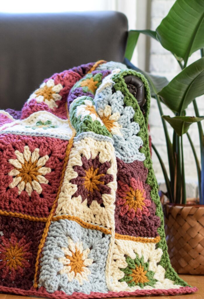 Flower & Daisies Blanket Crochet Pattern