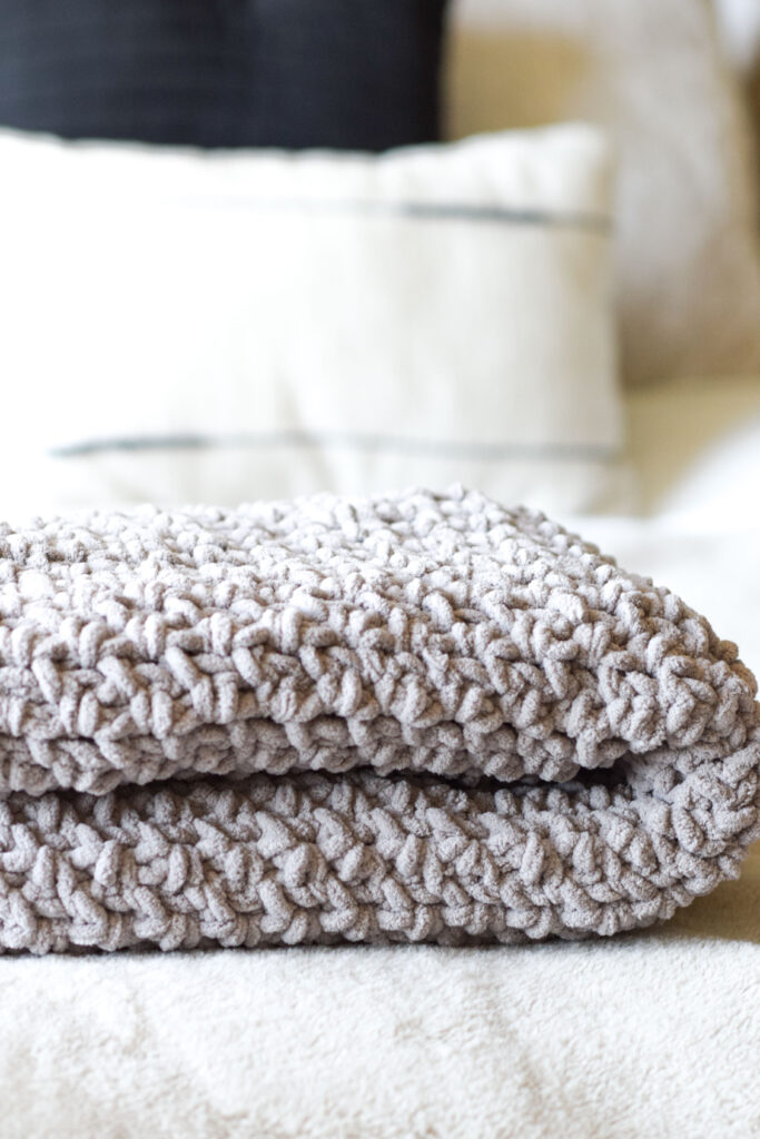 Granite Stitch or Moss Stitch Crochet Blanket Pattern